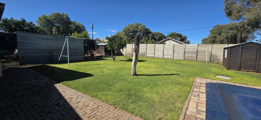 4 Bedroom Property for Sale in Hadison Park Northern Cape